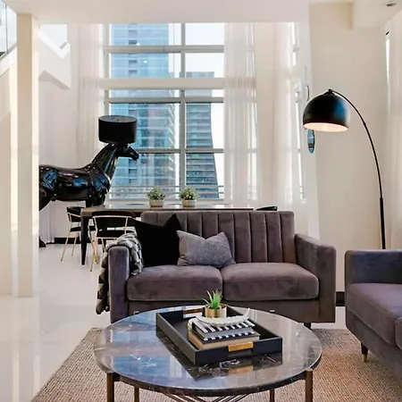 Conrad Brickell I Sextant Villa